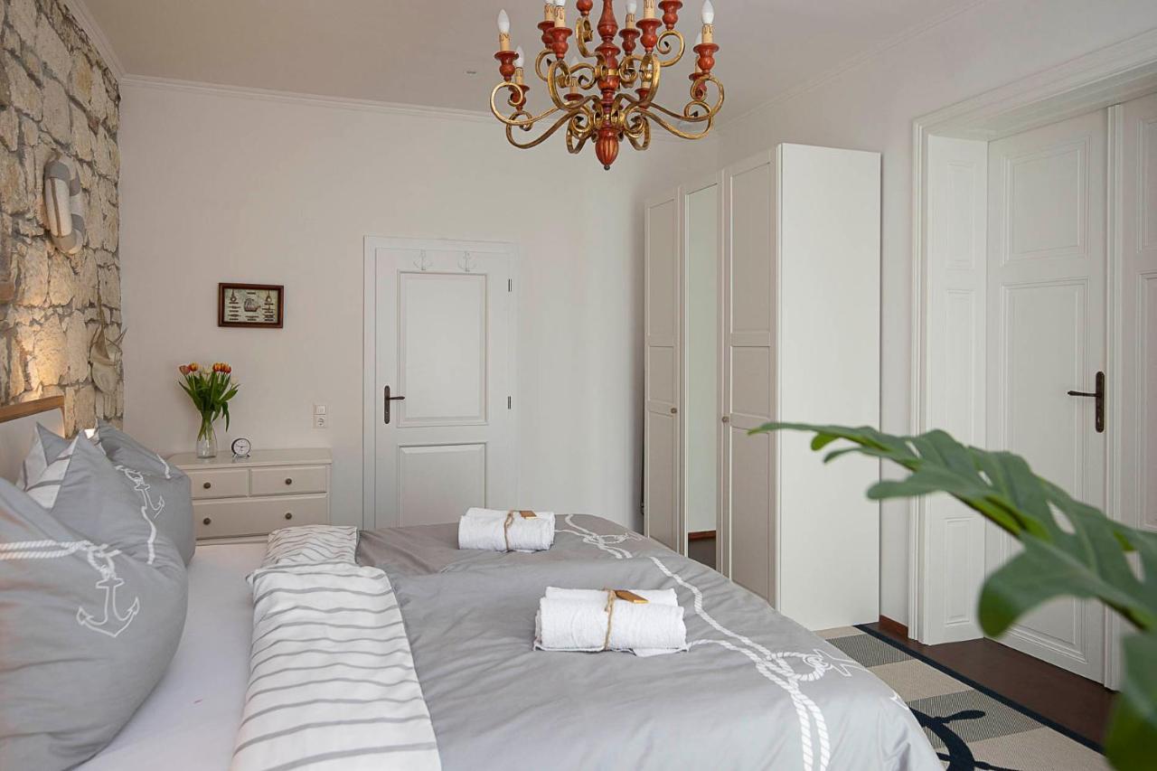 Captain'S Suite Neusiedl am See Exterior photo